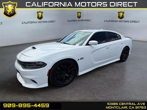 White Knuckle Clearcoat 2017 Dodge Charger R/T Scat Pack