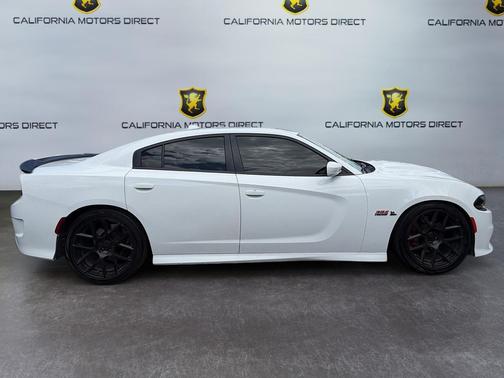 White Knuckle Clearcoat 2017 Dodge Charger R/T Scat Pack