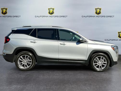 2022 GMC Terrain SLT