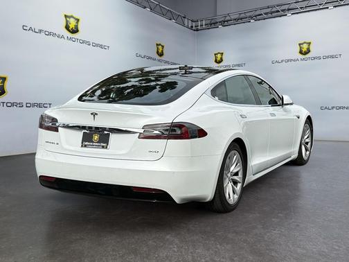 2016 Tesla Model S 90D