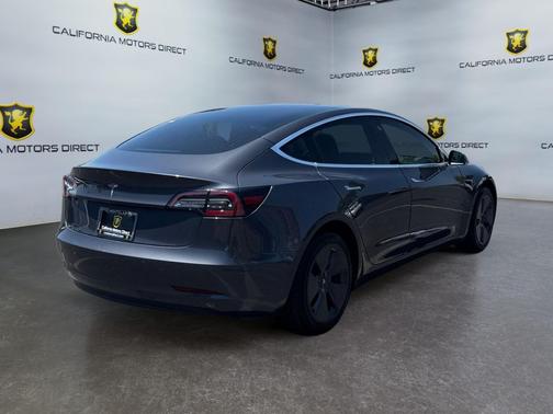 Solid Black 2019 Tesla Model 3 Mid Range