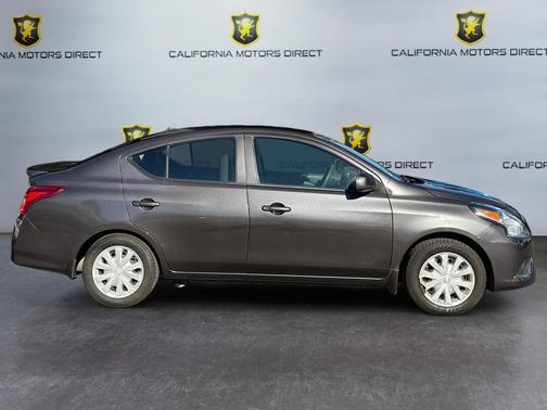 2015 Nissan Versa 1.6 S+