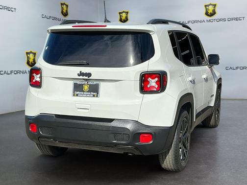 Alpine White Clearcoat 2019 Jeep Renegade Altitude