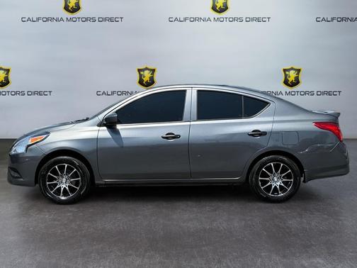 2017 Nissan Versa 1.6 S+