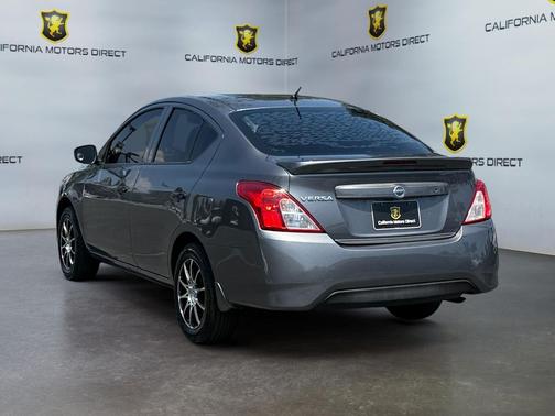 2017 Nissan Versa 1.6 S+