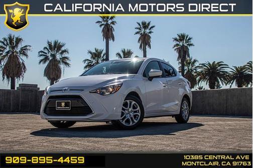 Frost 2017 Toyota Yaris iA Base