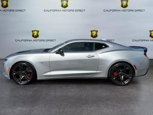 Silver Ice Metallic 2018 Chevrolet Camaro 1SS