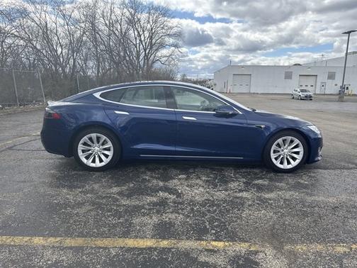 2017 Tesla Model S 90D