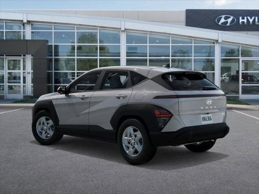 2025 Hyundai KONA SE