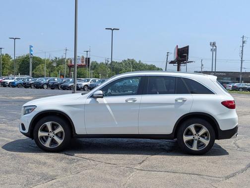 2017 Mercedes-Benz GLC 300 Base 4MATIC