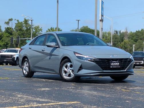 2023 Hyundai ELANTRA SE