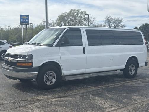 2015 Chevrolet Express 3500 LT