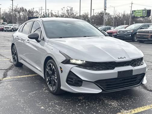 2022 Kia K5 GT-Line