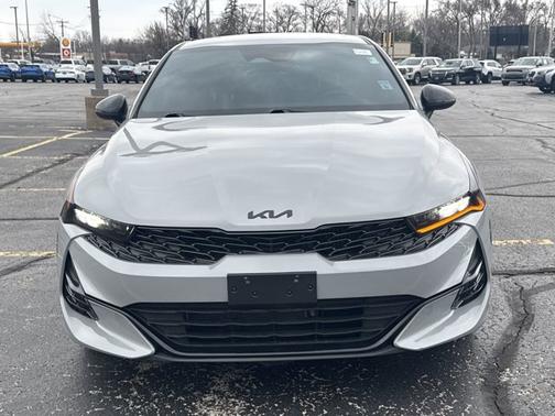2022 Kia K5 GT-Line