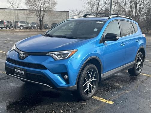 2017 Toyota RAV4 SE