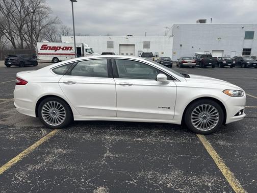 2014 Ford Fusion Titanium Hybrid