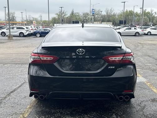 2019 Toyota Camry XSE