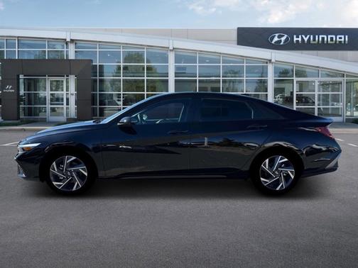 2025 Hyundai ELANTRA HEV SEL Sport