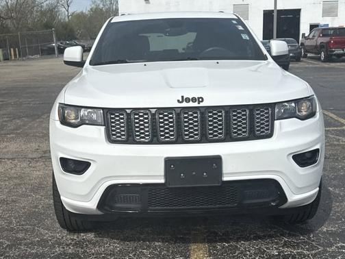2017 Jeep Grand Cherokee Altitude