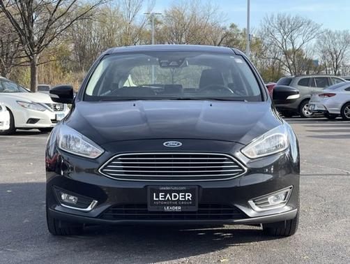 Photo 2 of 25 of 2018 Ford Focus Titanium