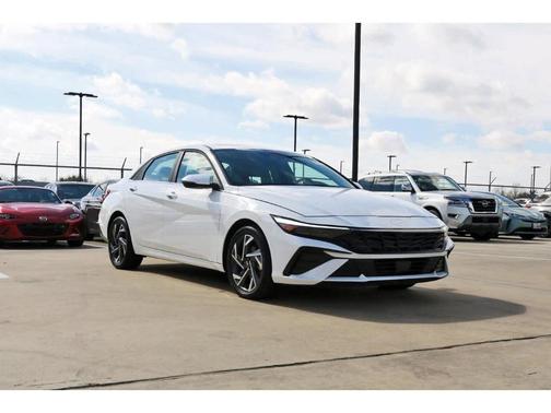 2025 Hyundai ELANTRA Limited