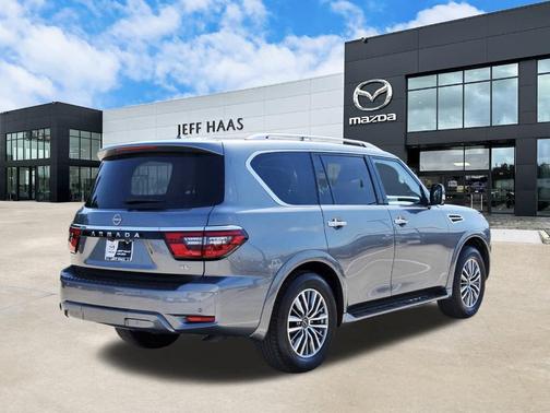 2024 Nissan Armada SL