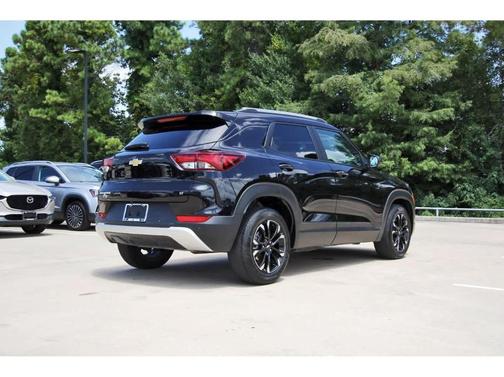 Mosaic Black Metallic 2023 Chevrolet Trailblazer LT