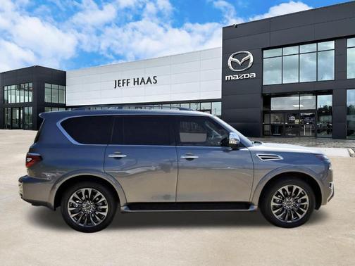 Gun Metallic 2024 Nissan Armada Platinum