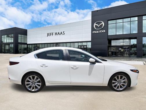 Snowflake White Pearl Mica 2019 Mazda Mazda3 FWD w/Select Package