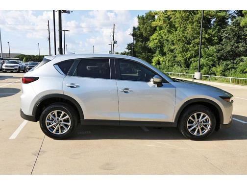 2022 Mazda CX-5 2.5 S Preferred Package