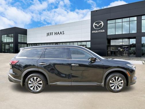 2025 INFINITI QX60 Pure