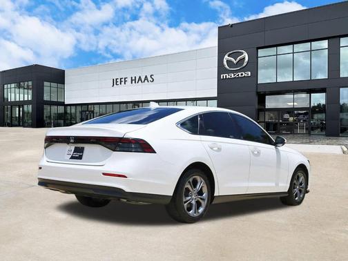 Platinum White Pearl 2024 Honda Accord EX