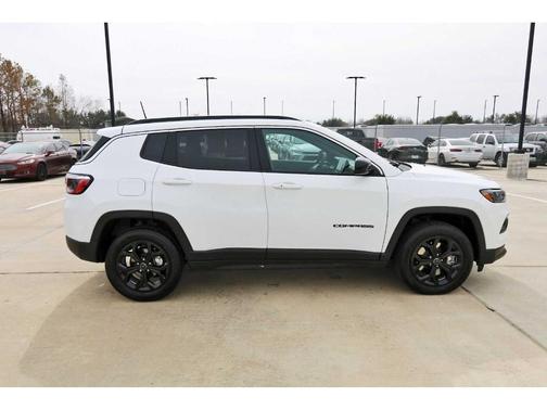 2025 Jeep Compass Latitude