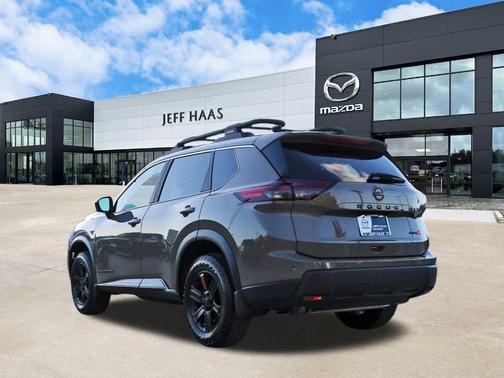 2025 Nissan Rogue Rock Creek