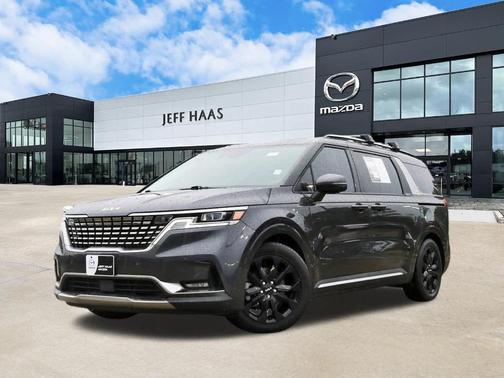 Metal 2023 Kia Carnival SX Prestige