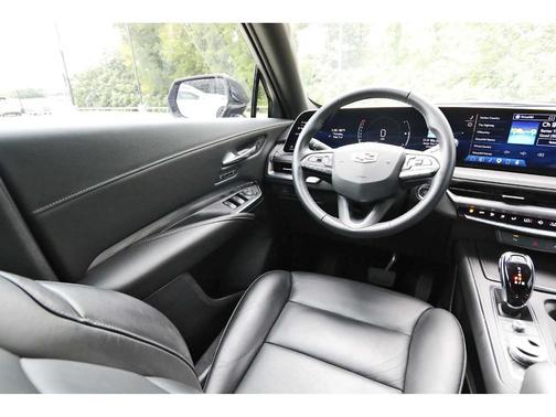 Stellar Black Metallic 2025 Cadillac XT4 Premium Luxury