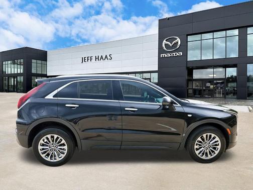 Stellar Black Metallic 2025 Cadillac XT4 Premium Luxury