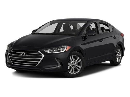 Photo 1 of 5 of 2018 Hyundai Elantra SE