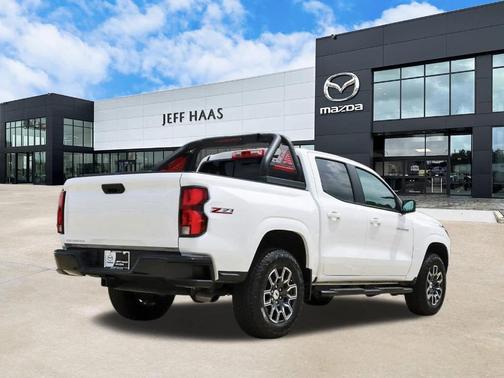 Summit White 2024 Chevrolet Colorado Z71