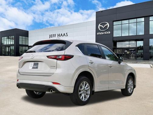 Platinum 2025 Mazda CX-5 2.5 S Select Package