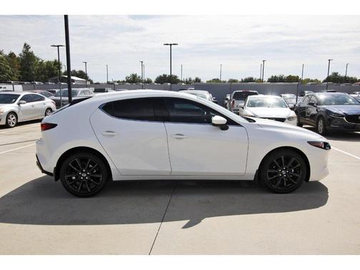 Snowflake White Pearl 2024 Mazda Mazda3 FWD w/Premium Package