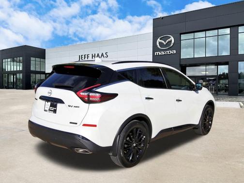2024 Nissan Murano SV