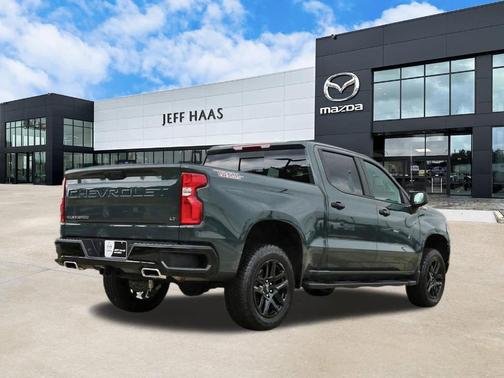 Cypress 2026 Chevrolet Silverado 1500 LT Trail Boss