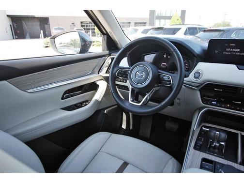 2024 Mazda CX-90 PHEV Premium Plus