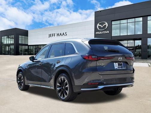 2024 Mazda CX-90 PHEV Premium Plus