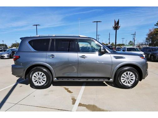 2024 Nissan Armada SV