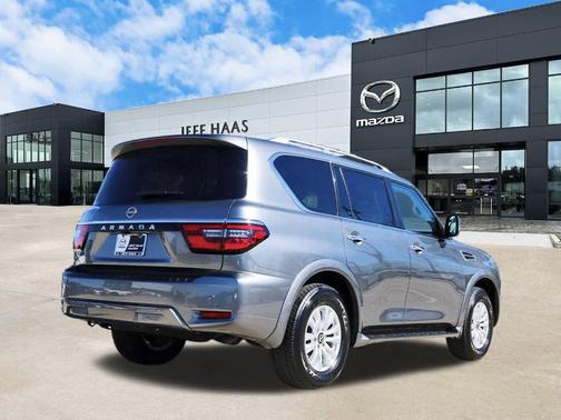 2024 Nissan Armada SV