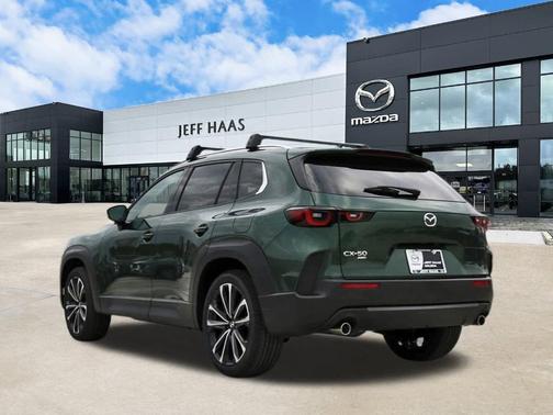 2026 Mazda CX-50 Premium