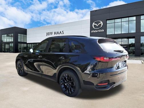 Jet Black Mica 2026 Mazda CX-70 3.3 TURBO PREFERRED