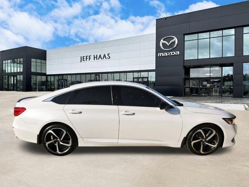 2022 Honda Accord Sport SE